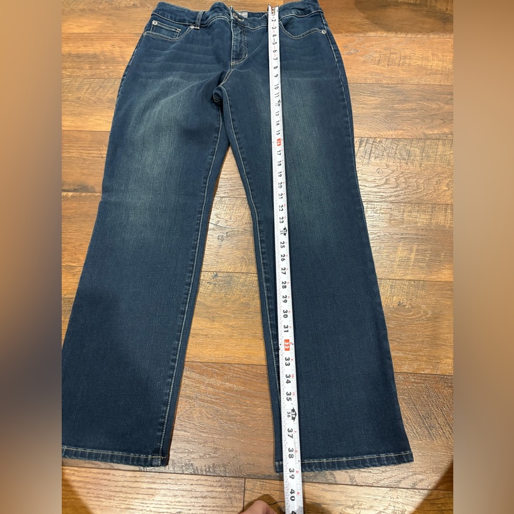 Chico's so slimming 2 short Blue Jeans Classic Style new with tags - Picture 8 of 8